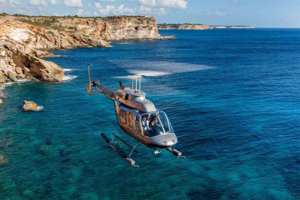 снять вертолет в Греции